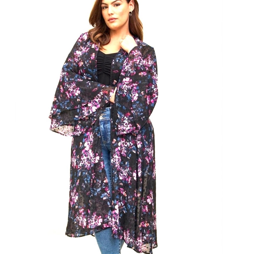 🆕🌺TORRID Lurex Clip Dot Maxi Kimono🌺